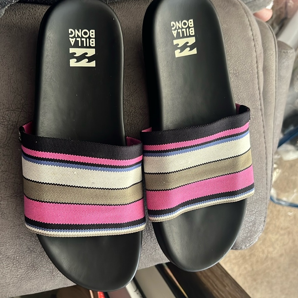 Billabong Women's Surf Retreat Multicolor Striped Cushioned Sandals Slides 7